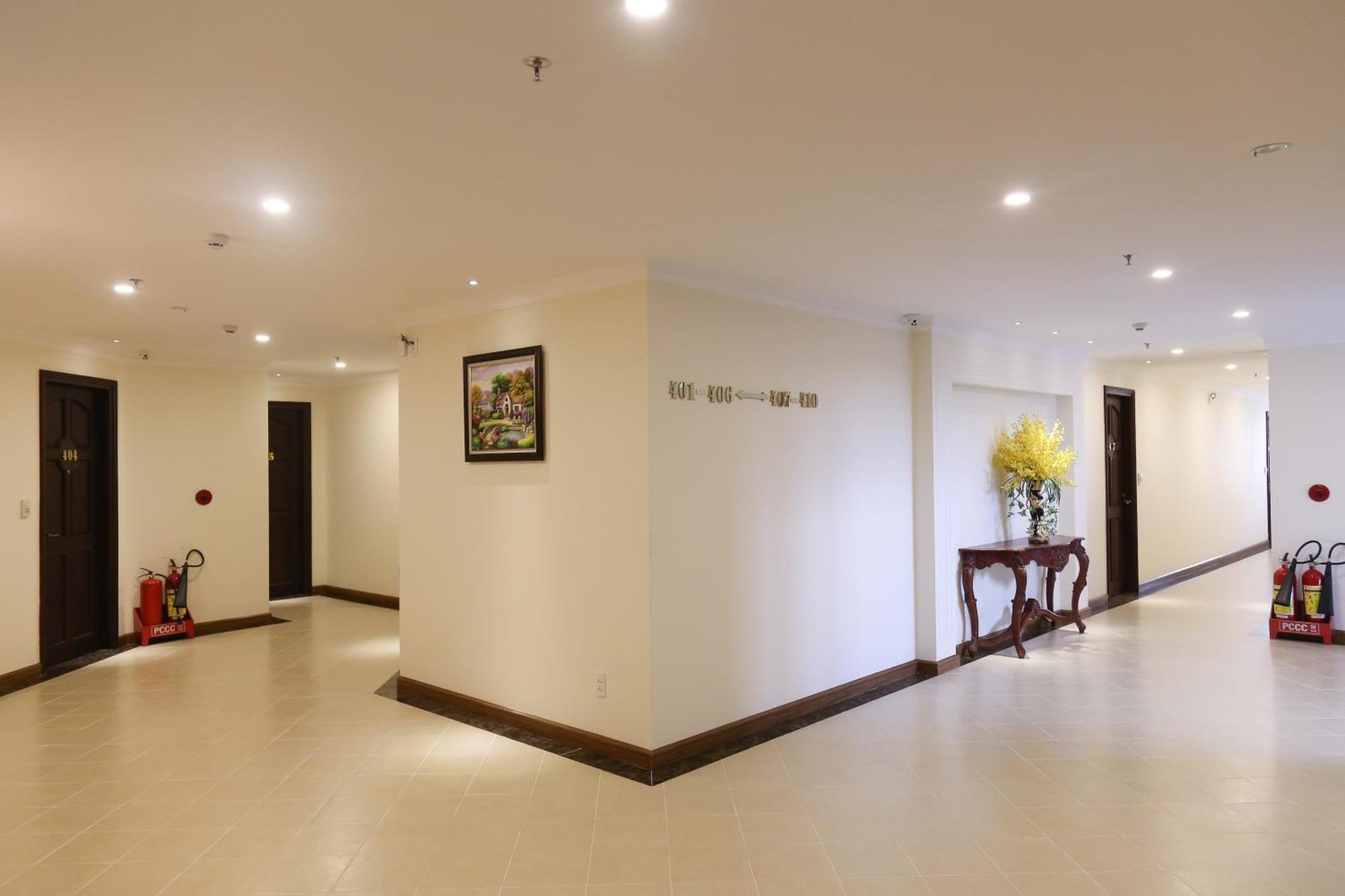 Iris Dalat Hotel Exterior photo